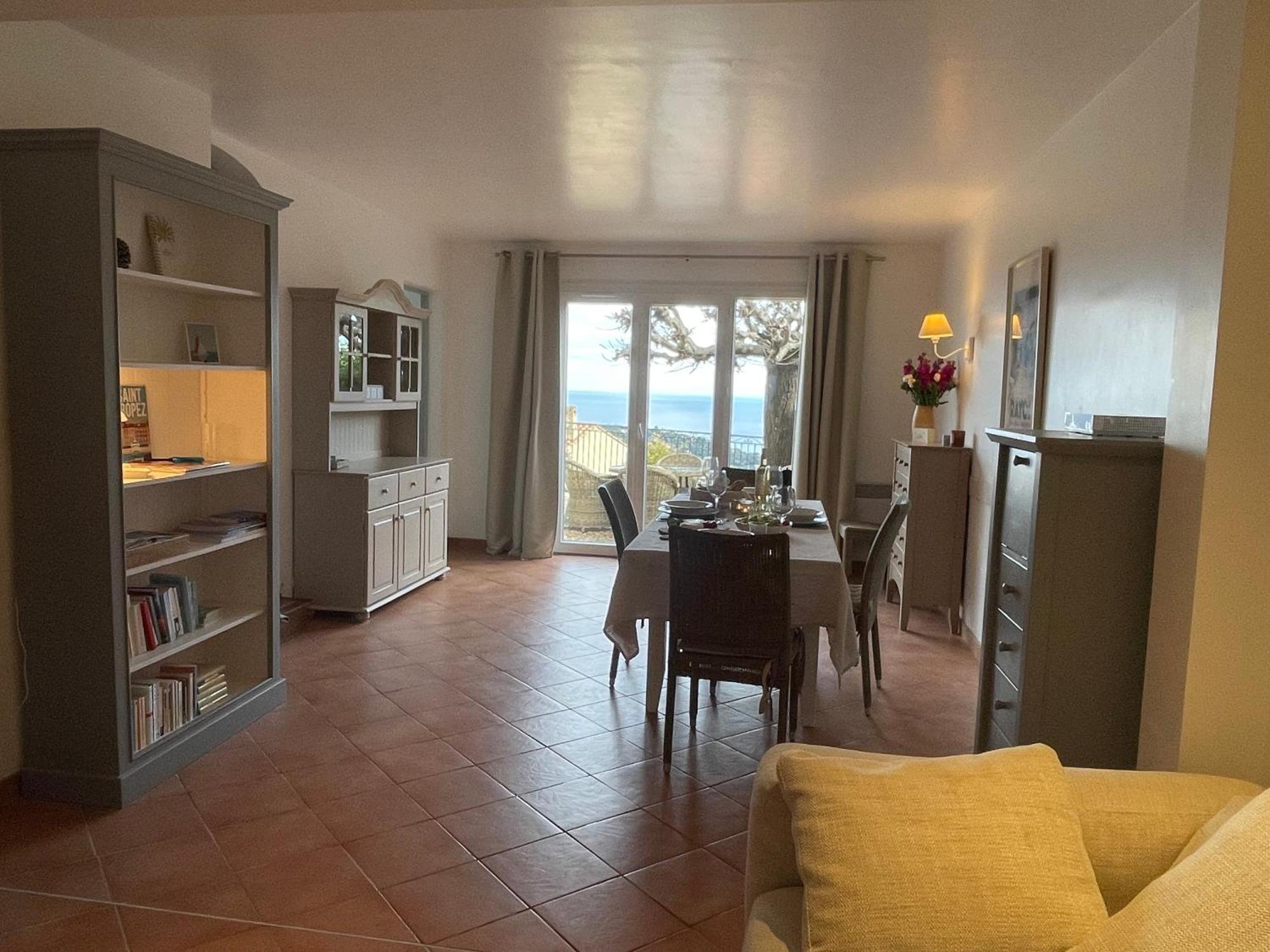 Holiday home La *